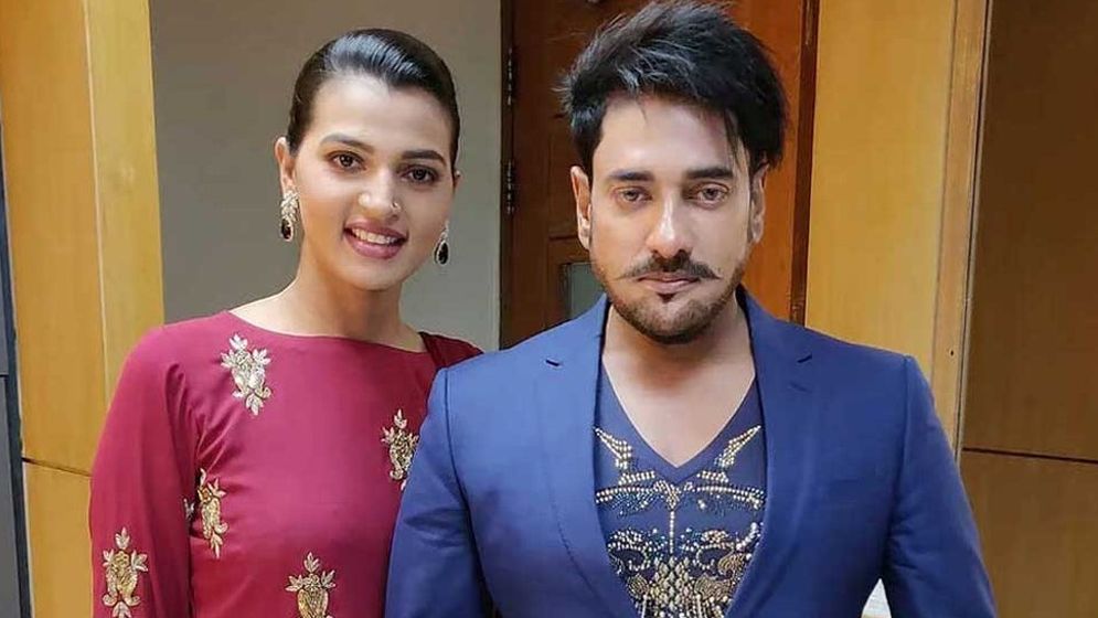 সিনেমাকে ‘বিদায়’ জানালেন অনন্ত-বর্ষা