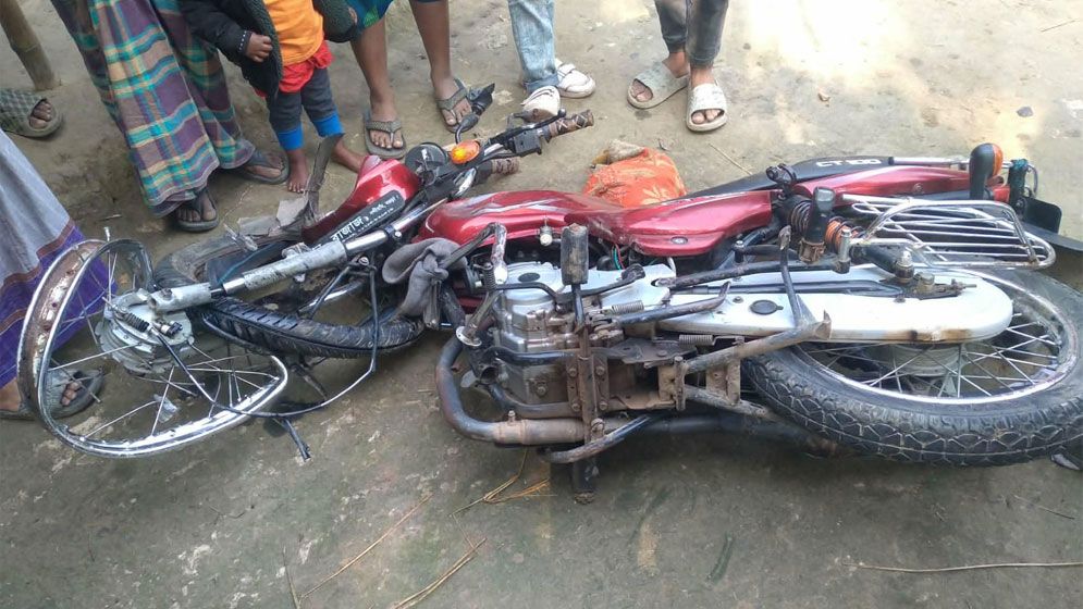 বগুড়ায় মোটরসাইকেল–ভটভটির সংঘর্ষে নিহত ২