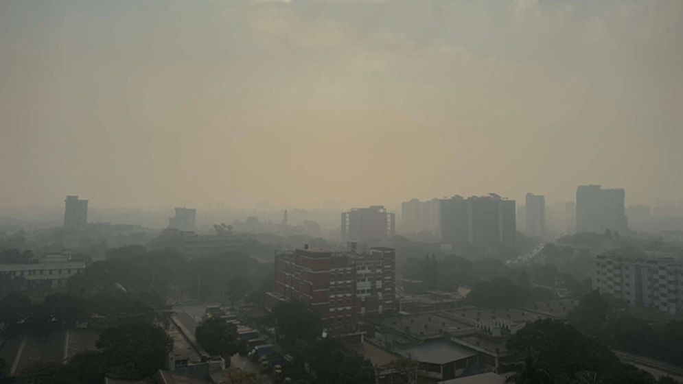 ঢাকায় আংশিক মেঘলা আকাশ, তাপমাত্রা অপরিবর্তিত