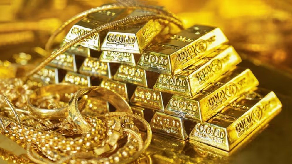 ৪ বছরের মাঝে সর্বনিম্নে ডলার, স্বর্ণের দামেও রেকর্ড