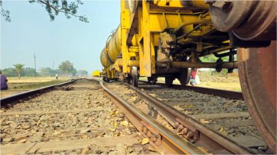 চাঁপাইনবাবগঞ্জে তেলবাহী ট্রেন লাইনচ্যুত