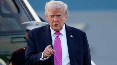 আরও ৩ দেশকে পতনের হুঁশিয়ারি ট্রাম্পের