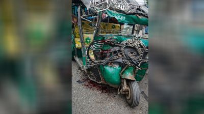 ব্রাহ্মণবাড়িয়ায় ট্রাক-অটোরিকশার মুখোমুখি সংঘর্ষে নিহত, ১