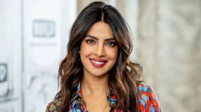 ওপারে সবসময়ে আলো থাকে, শুধু লেগে থাকতে হয়: প্রিয়াংকা