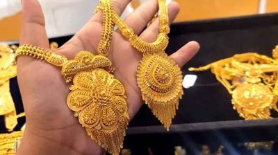 স্বর্ণের দামে পতন, ভরিতে কমল কত?