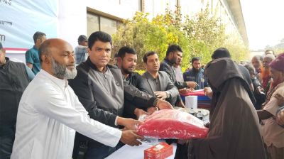 সোনারগাঁয়ে হতদরিদ্রদের মাঝে আমান গ্রুপের কম্বল বিতরণ