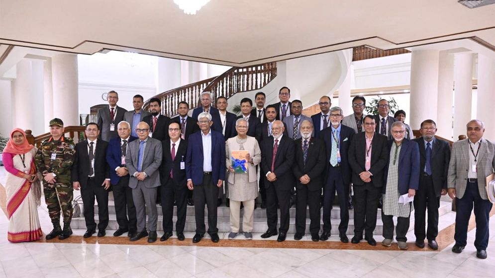 অবশেষে নবম জাতীয় বেতন কমিশনের প্রতিবেদন পেশ