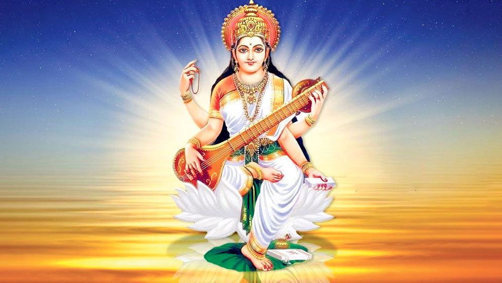 শ্রদ্ধা ও উৎসবের আবহে দেশজুড়ে উদ্‌যাপিত হচ্ছে সরস্বতীপূজা