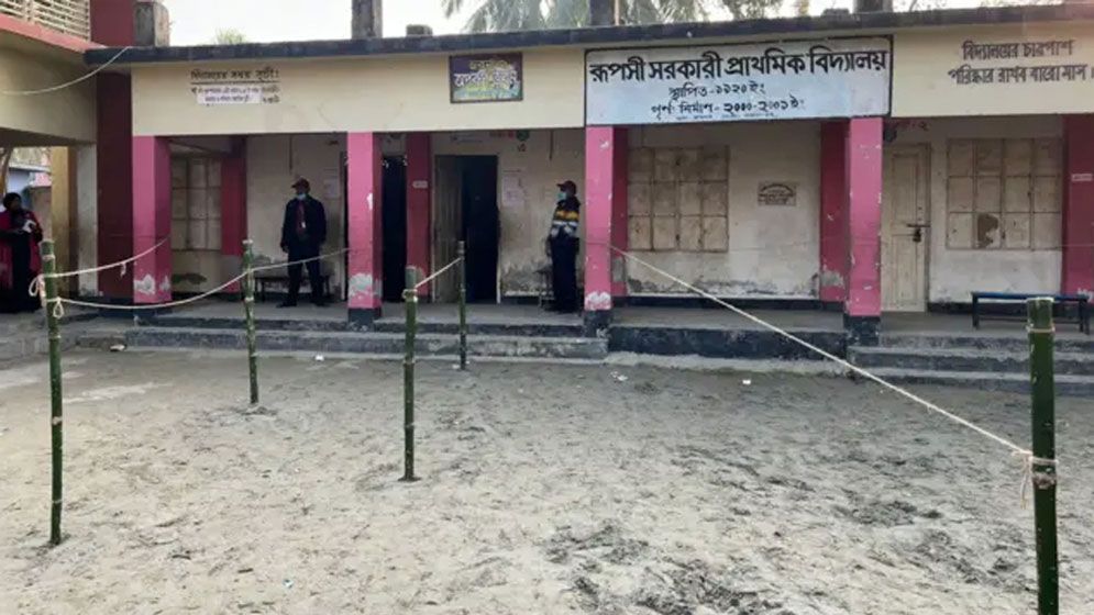 ঝুঁকিপূর্ণ ভোটকেন্দ্রে কড়া নজরদারি, ক্যামেরা-ড্রোন-ডগ স্কোয়াডে নিরাপত্তা জোরদার