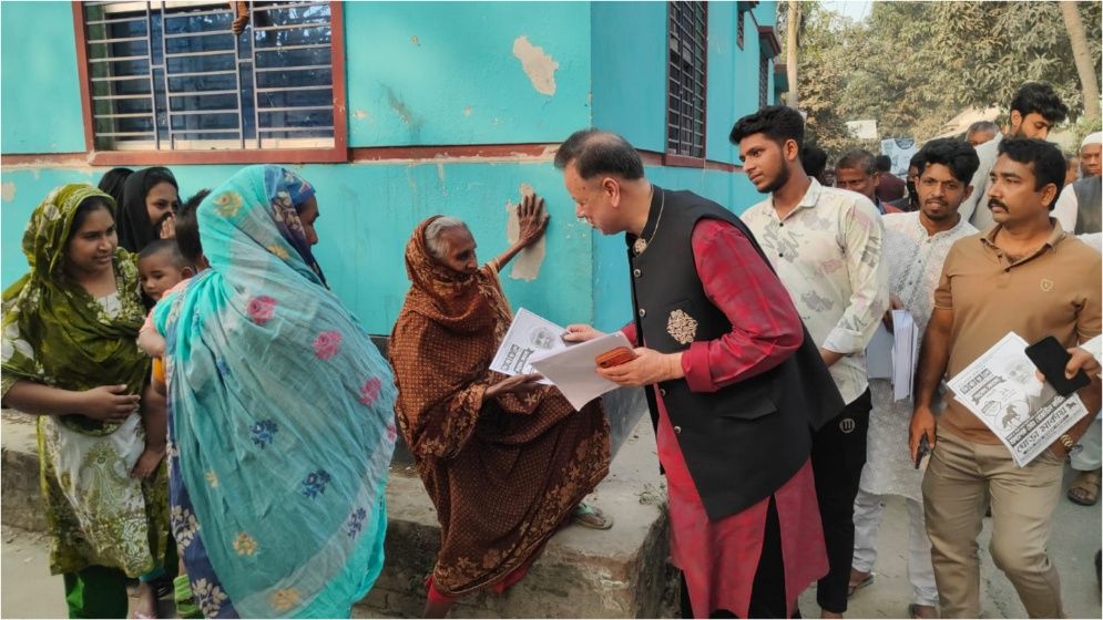 সোনারগাঁয়ে স্বতন্ত্র প্রার্থীর পক্ষে সিআইপির নির্বাচনী প্রচারণা