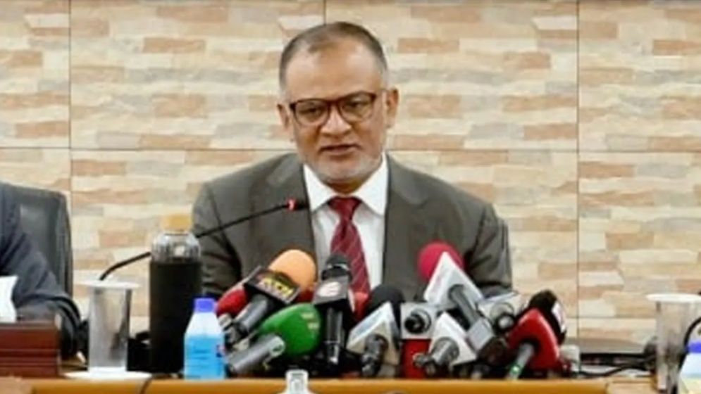 ২০ হাজার টাকার টিকিটে সৌদি থেকে ফিরতে পারবেন হাজিরা : বিমান উপদেষ্টা