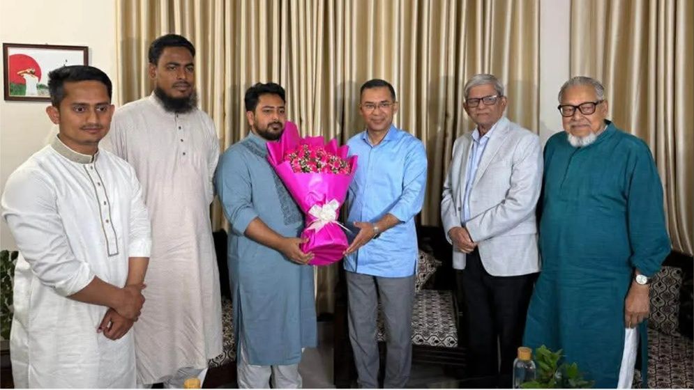 নাহিদের বাসায় তারেক রহমান