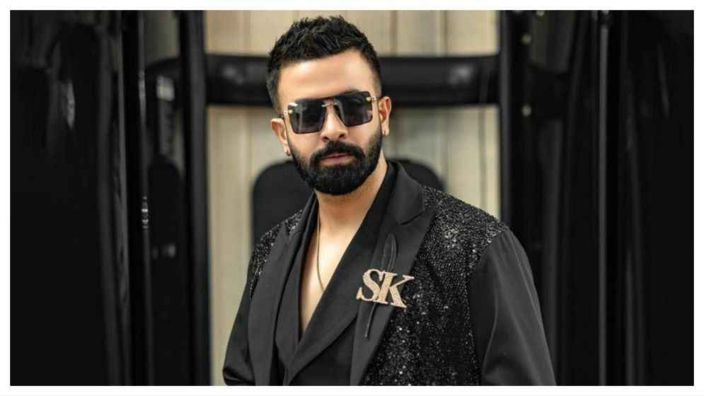 শাকিবের সিনেমায় পাকিস্তানি নায়িকার গুঞ্জন, যা বললেন পরিচালক