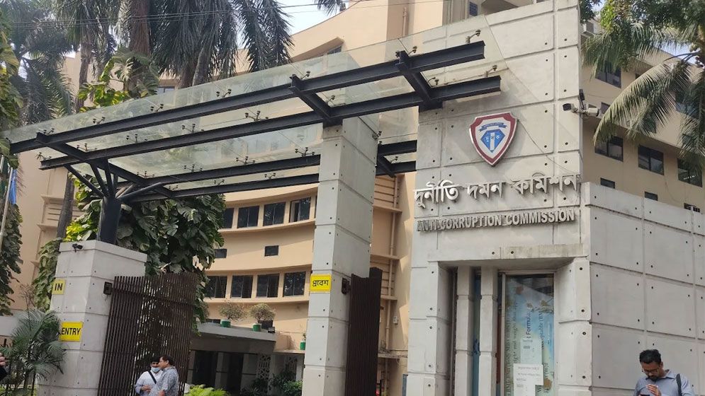 পিএসসির আরেক গাড়িচালকের বিরুদ্ধে ৩ কোটি টাকার অবৈধ সম্পদ মামলা