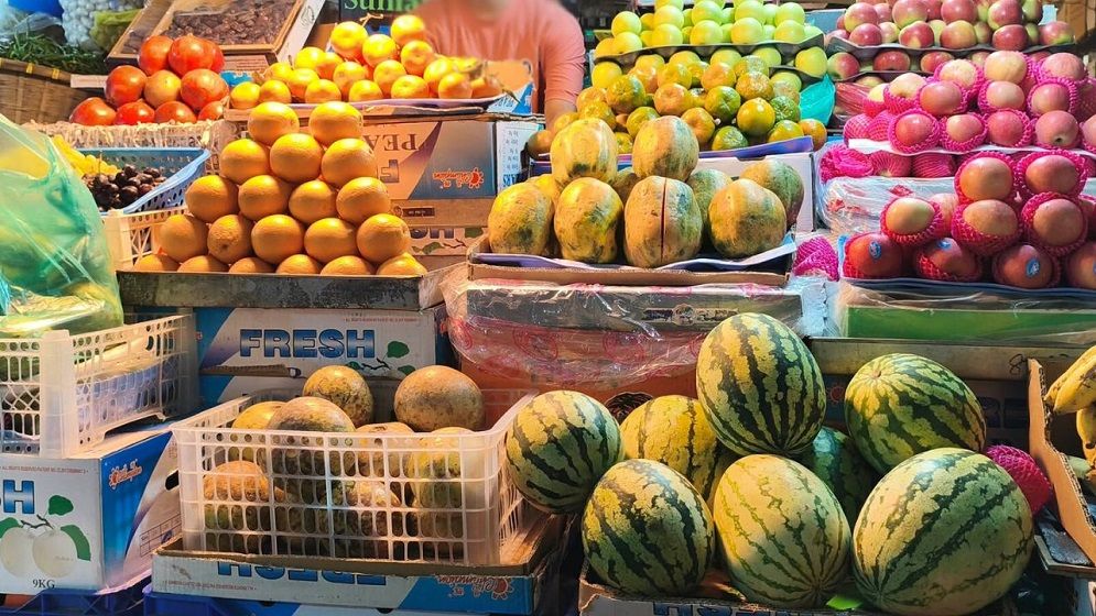 রমজান শুরুতেই ফলের অস্বাভাবিক দাম বৃদ্ধি