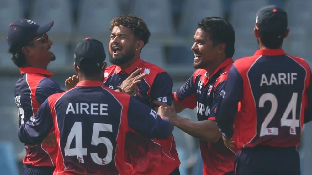 নেপালের বিপক্ষেও ‘খাবি খাচ্ছে’ ইংল্যান্ড