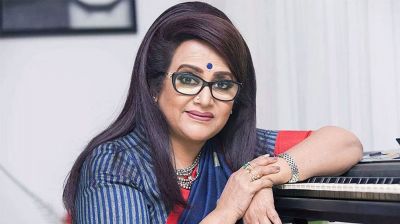 প্রয়াত জহির রায়হানকে একুশে পদক উৎসর্গ করলেন ববিতা