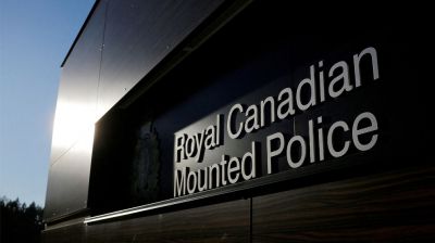 কানাডার ব্রিটিশ কলাম্বিয়ায় হাইস্কুল ও আবাসনে বন্দুক হামলায় নিহত ১০