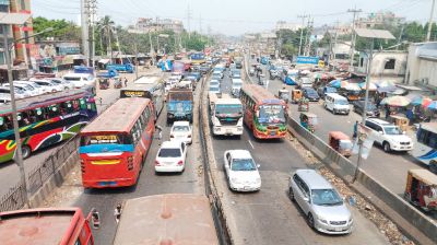 বুধবার মধ্যরাত থেকে ট্রাক-মাইক্রোবাস বন্ধ, মোটরসাইকেলে নিষেধাজ্ঞা শুক্রবার পর্যন্ত