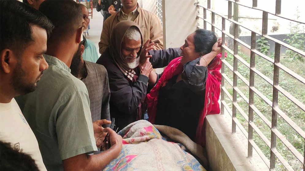 আধিপত্য বিস্তার নিয়ে সংঘর্ষে গুলিতে স্কুলছাত্র নিহত, আহত ১০