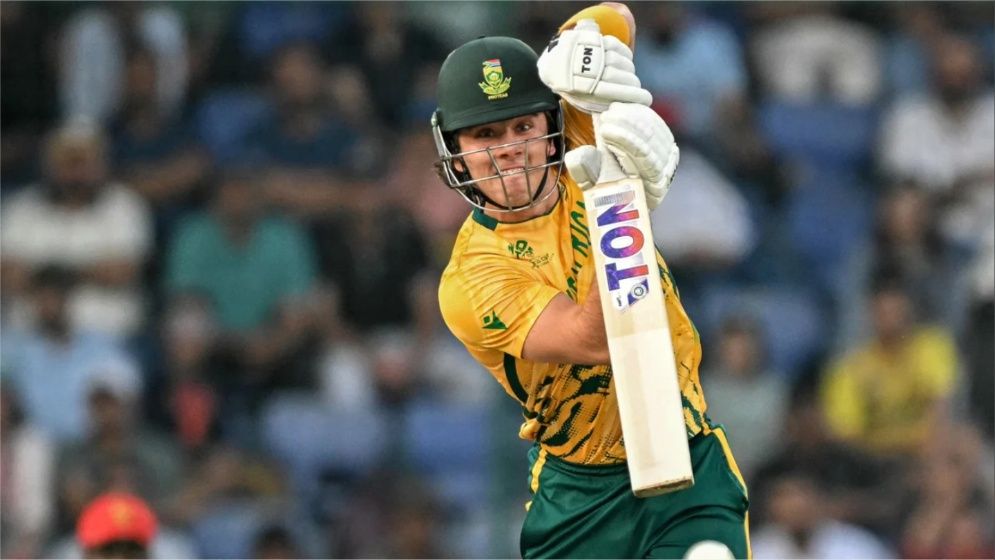 গ্রুপ চ্যাম্পিয়ন দক্ষিণ আফ্রিকা