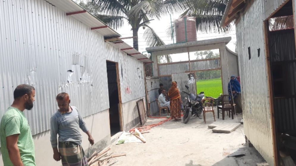 কুড়িগ্রামে ছাত্রদল নেতাদের তাণ্ডব, টাকা লুটের অভিযোগ