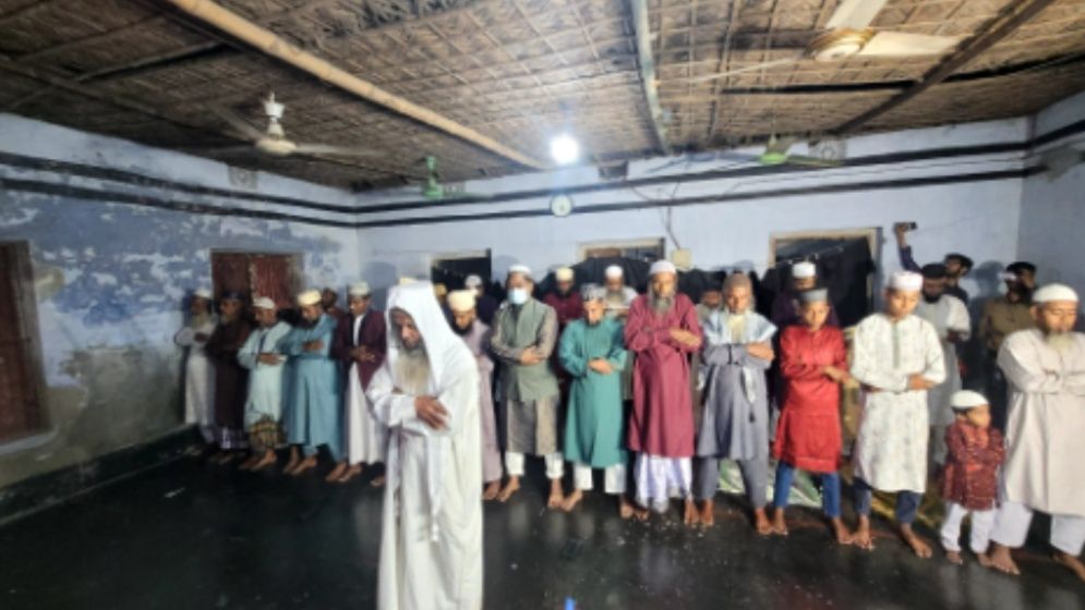 বগুড়ার গাবতলীসহ তিনটি স্থানে ঈদের জামাত