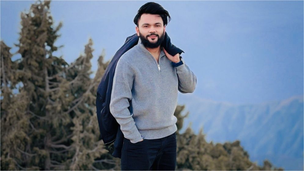 আদালতে কাঁদলেন আর এস ফাহিম