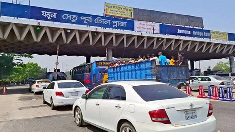 যমুনা সেতুতে গাড়ির চাপ, একদিনে টোল আদায় আড়াই কোটি টাকা