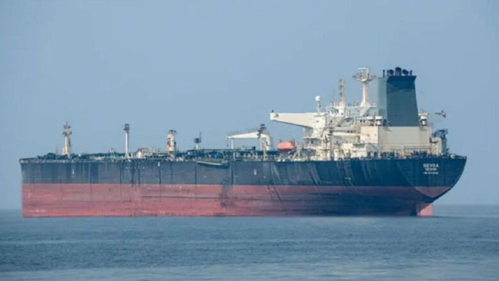 ভারতীয় তেলবাহী জাহাজ হরমুজ প্রণালি দিয়ে চলাচলের অনুমতি দিল ইরান