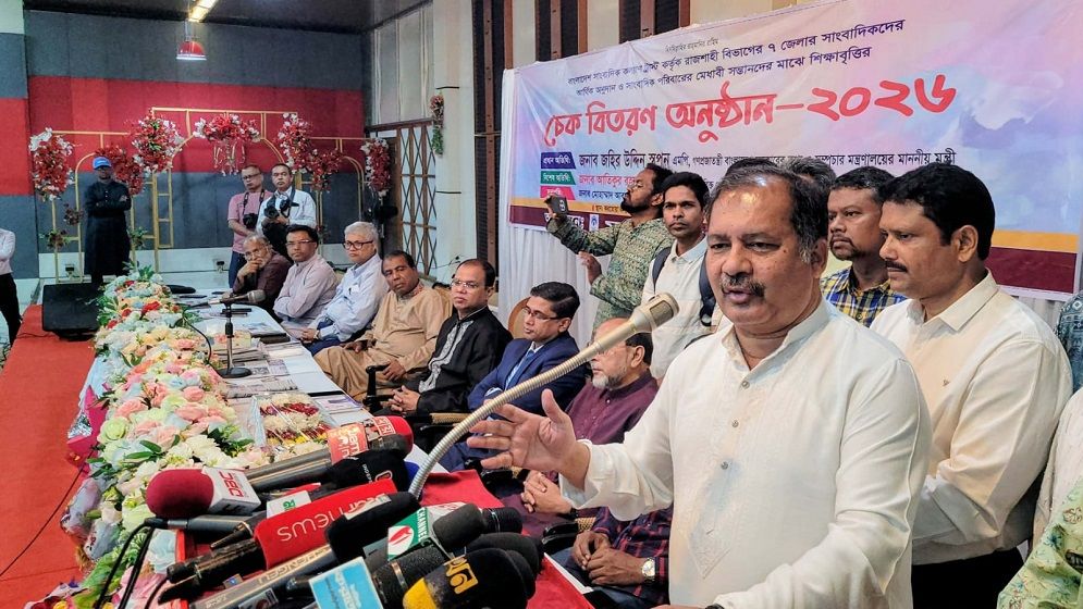 বগুড়াবাসীকে বঞ্চিত অধিকার তালিকা করে ফিরিয়ে দেওয়া হবে: তথ্যমন্ত্রী