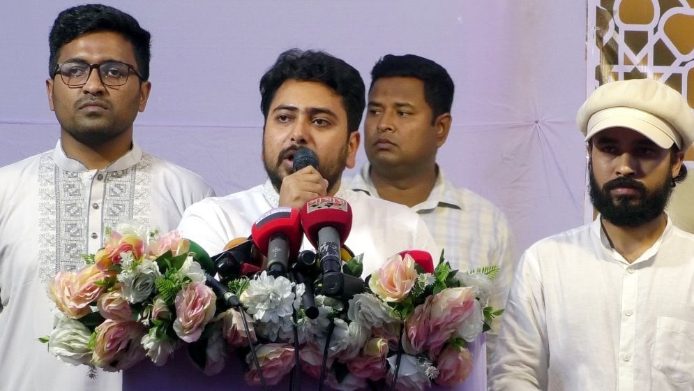 রাষ্ট্রপতির অভিশংসন দাবি নাহিদ ইসলামের