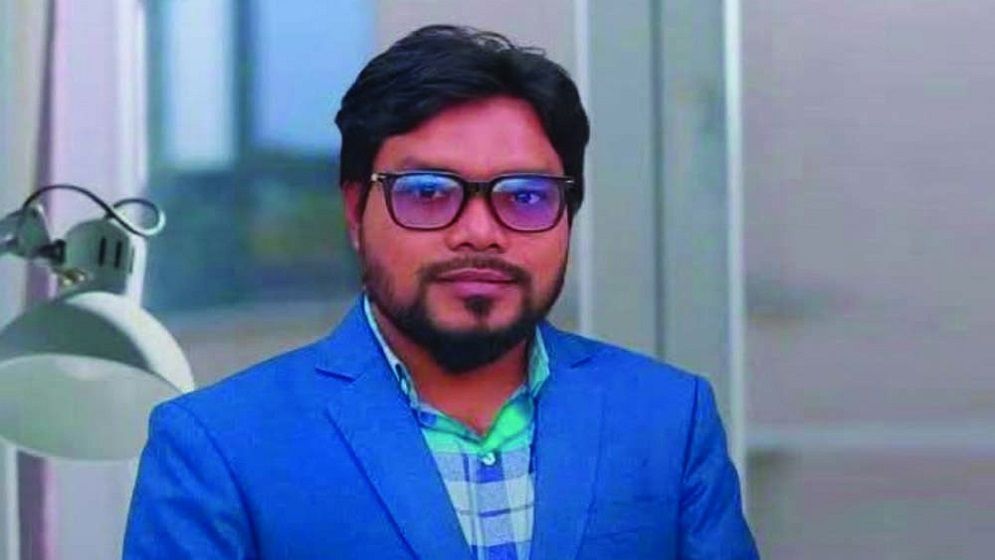 স্বরাষ্ট্রমন্ত্রীকে নিয়ে ‘কুরুচিপূর্ণ’ পোস্ট শেয়ার, কক্সবাজার ইন্টারন্যাশনাল ইউনিভার্সিটির কর্মকর্তা বরখাস্ত