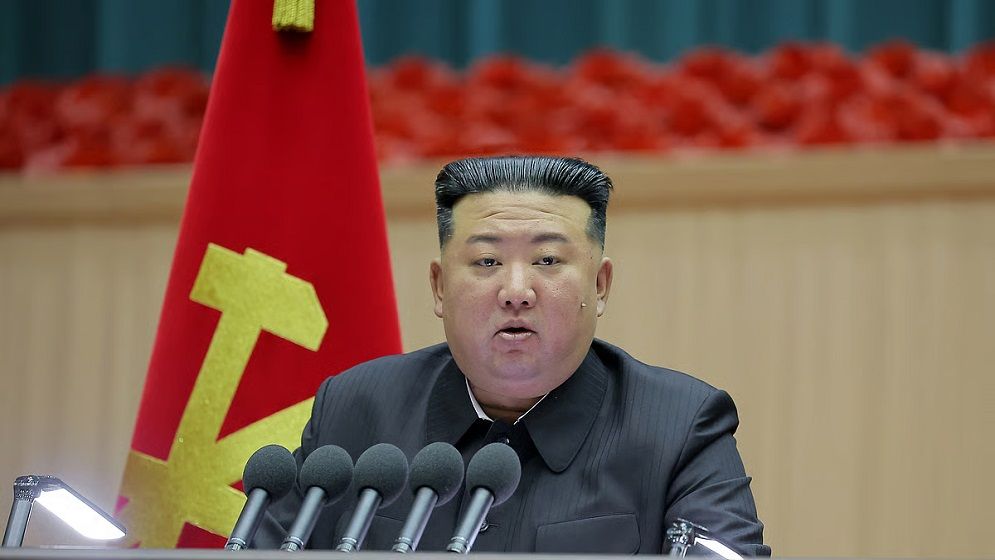 পারমাণবিক অস্ত্রই সুরক্ষা: যুক্তরাষ্ট্র-ইসরায়েল আগ্রাসনের প্রেক্ষিতে কিমের মন্তব্য