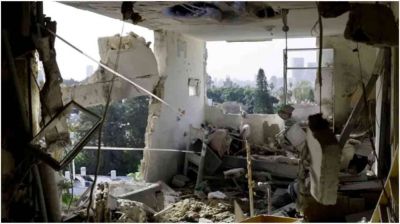 ইরানের ব্যালিস্টিক ক্ষেপণাস্ত্রের আঘাতে তেল আবিব লন্ডভন্ড