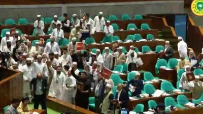 রাষ্ট্রপতির ভাষণ চলাকালে বিরোধী দলের ওয়াক আউট