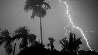 সারা দেশে ঝড়ো হাওয়া ও বজ্রবৃষ্টির আভাস