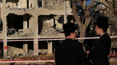 ইসরাইলে ইরানের দফায় দফায় ক্ষেপণাস্ত্র হামলা, নিহত ৬