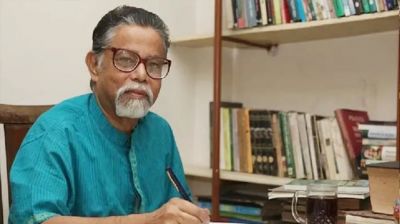 মায়ের কবরে শায়িত সাংবাদিকতা শিক্ষার পথিকৃৎ সাখাওয়াত আলী খান