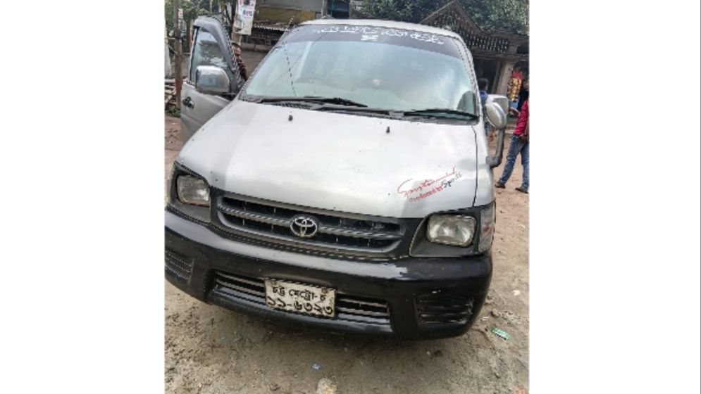 সোনারগাঁয়ে এশিয়ান হাইওয়ে সড়কে প্রবাসীর গাড়িতে ডাকাতি, মালপত্র লুট