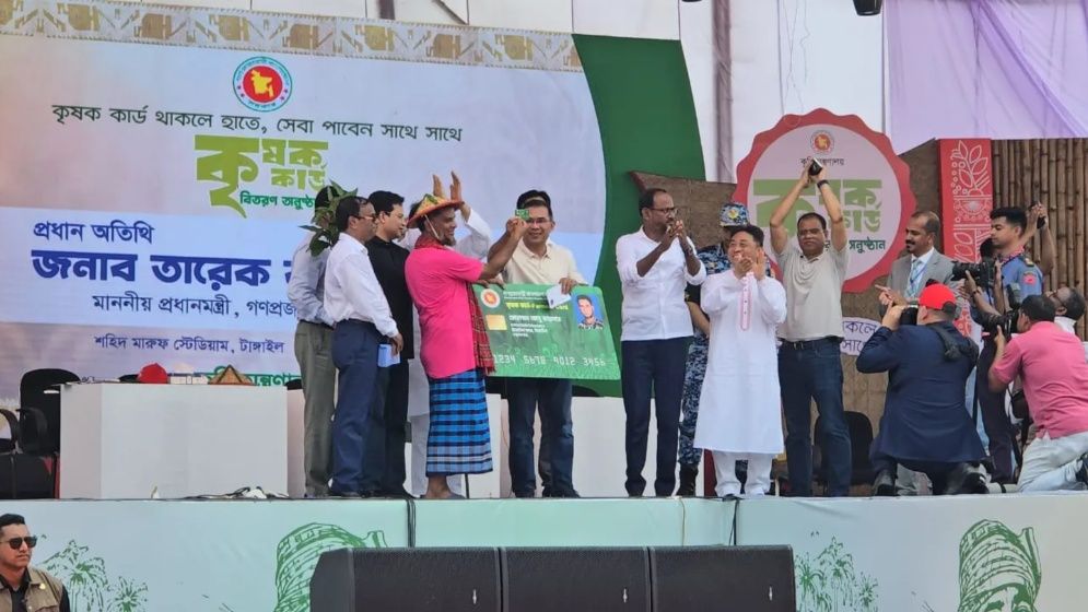 নির্বাচনে দেওয়া প্রতিশ্রুতি কালি মোছার আগেই বাস্তবায়ন করছে সরকার : প্রধানমন্ত্রী