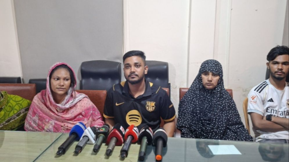 রূপগঞ্জে গৃহবধূকে লাথি মেরে গর্ভের সন্তানকে হত্যার অভিযোগ