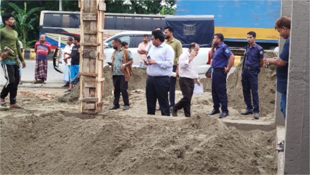 হাটহাজারীতে এক কোটি টাকার সরকারি সম্পত্তি পুনরুদ্ধার