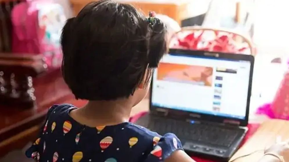 অনলাইন ক্লাসের বিষয়ে সিদ্ধান্ত হতে পারে আজ