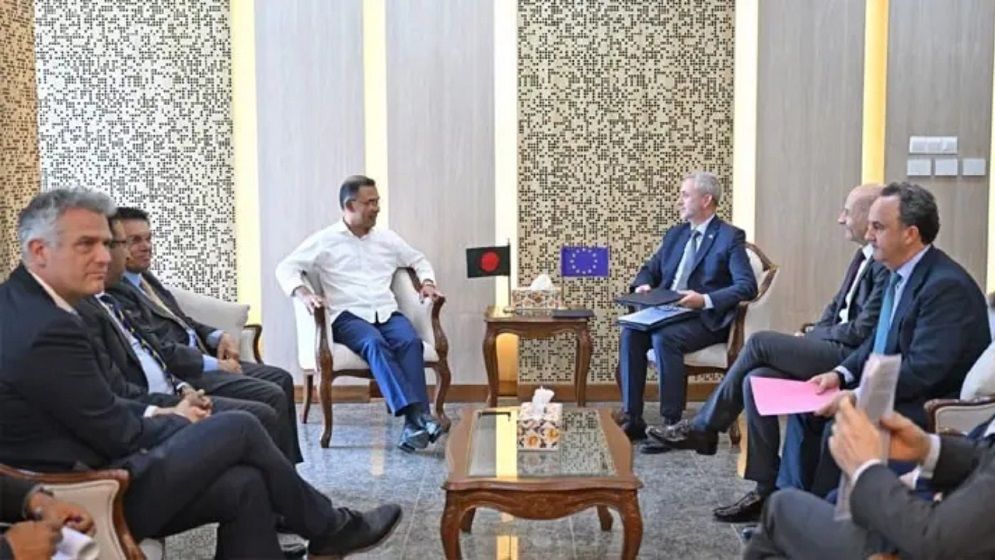 প্রধানমন্ত্রীর সঙ্গে ইইউ রাষ্ট্রদূতের সৌজন্য সাক্ষাৎ