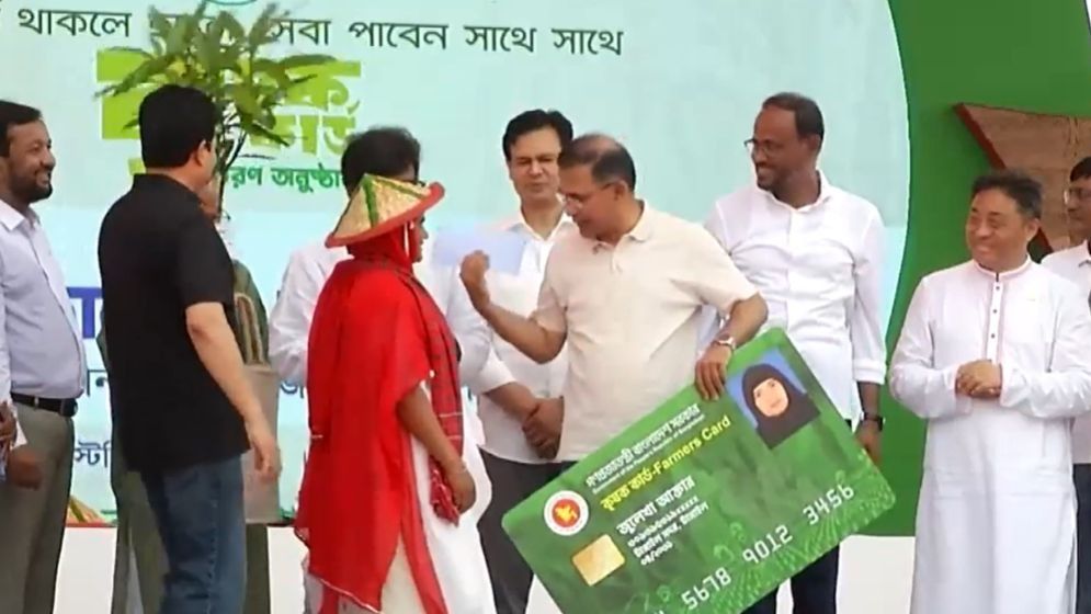 ২ কোটি ৭৫ লাখ কৃষকের কাছে ‘কৃষক কার্ড’ তুলে দেওয়া হবে: প্রধানমন্ত্রী