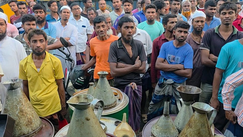 বগুড়ার শেরপুরে ভ্রাম্যমাণ আদালতের অভিযানে ২৫০০ লিটার ডিজেল জব্দ