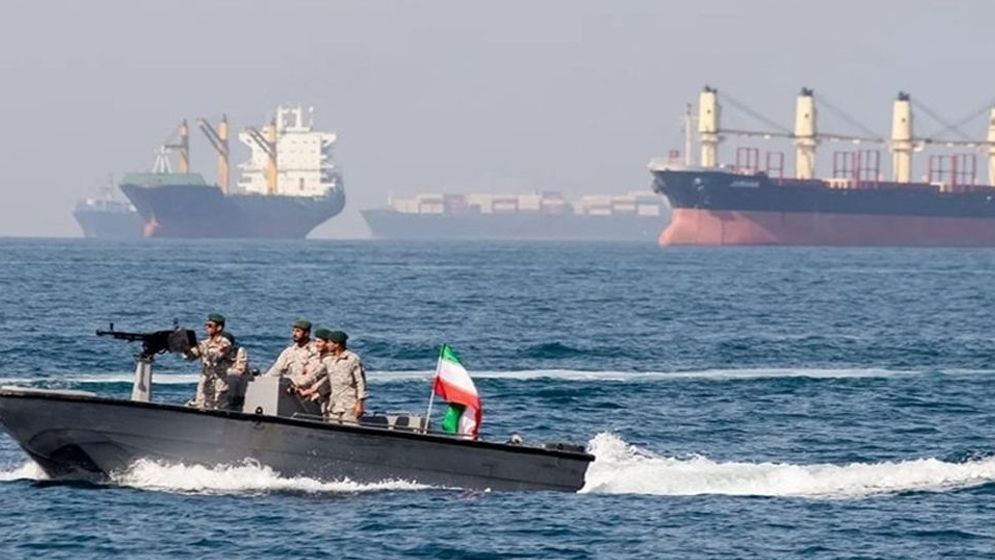 হরমুজ প্রণালিতে মিত্র দেশগুলোর জন্য টোল মওকুফ করল ইরান