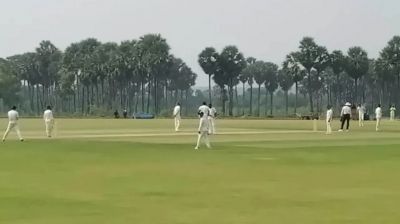 কোচকে হত্যাচেষ্টার অভিযোগে তিন ক্রিকেটার নিষিদ্ধ