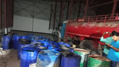 নরসিংদীতে অবৈধ জ্বালানি মজুদে অভিযান, ৯ হাজার লিটার ডিজেল উদ্ধার